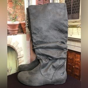 New Gray Flat Slouch Round Toe Knee High Boots